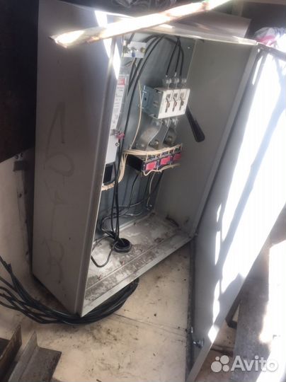 Счетчик электрический трехфазный