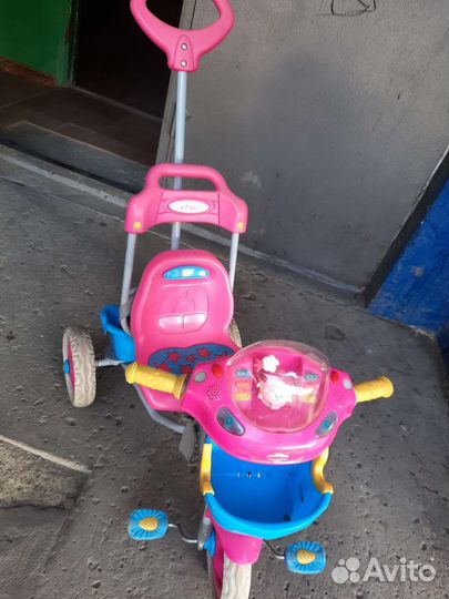 Детский трехколесный велосипед