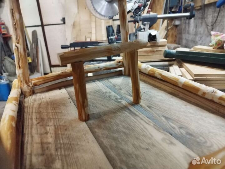 Кормушка для птиц деревянная