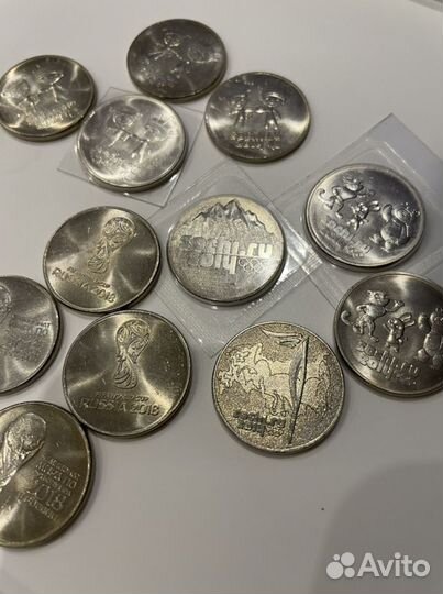 Монеты 25 руб. Сочи