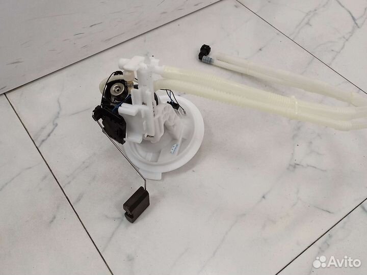 Насос топливного бака Mercedes-Benz W204