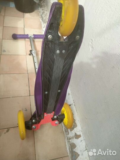 Самокат детский трехколесный