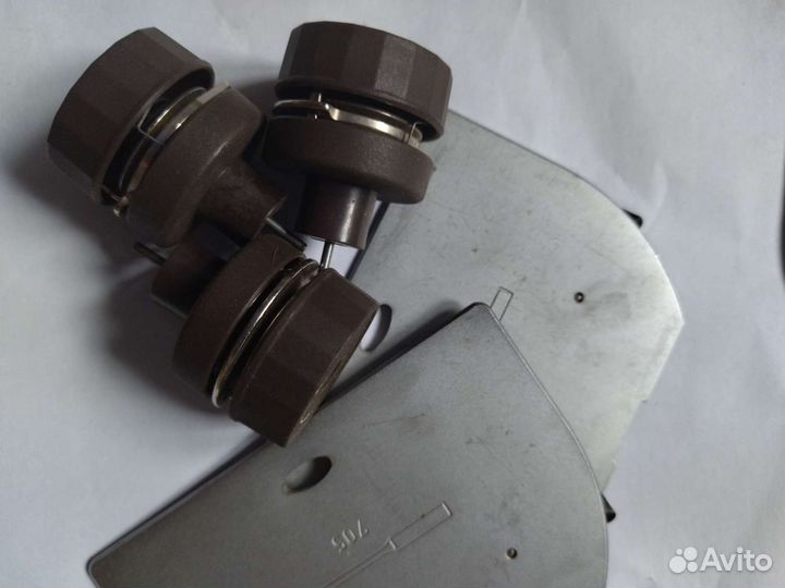 Челнок для швейной машины Веритас