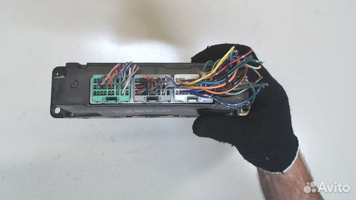 Переключатель отопителя Nissan Elgrand, 1998