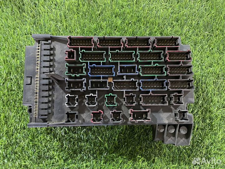 Блок предохранителей передний Mercedes W163