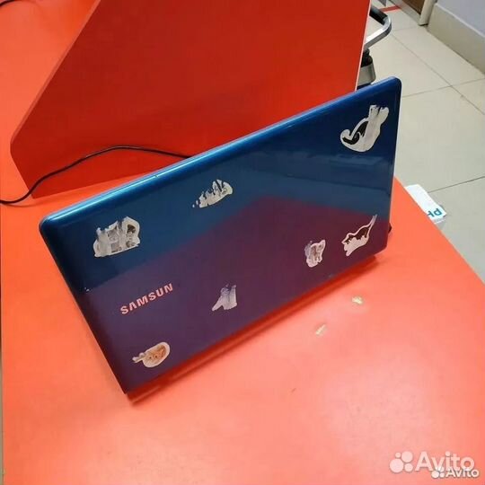 Ноутбук Samsung AMD A8-4500M 4 ядра