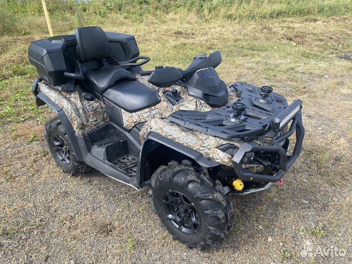 Квадроцикл Can-am outlander max 1000XT