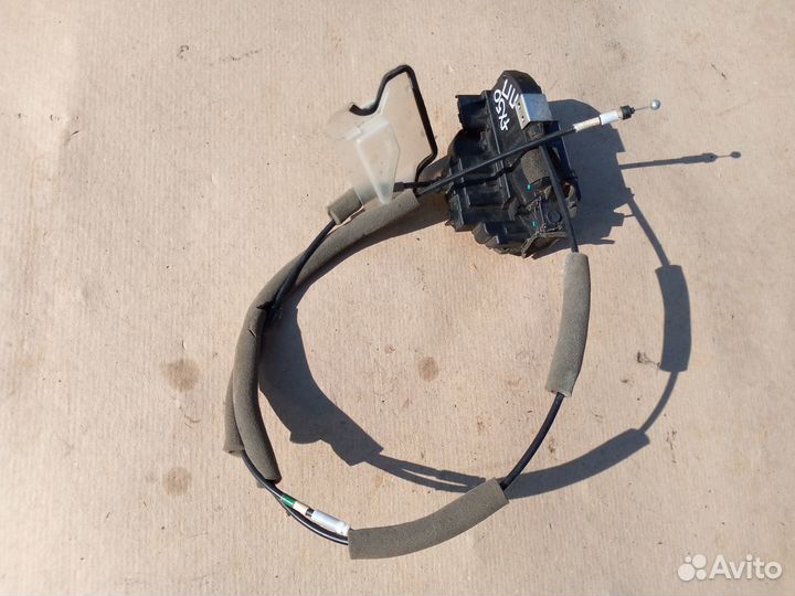 Замок двери Infiniti FX50 S51