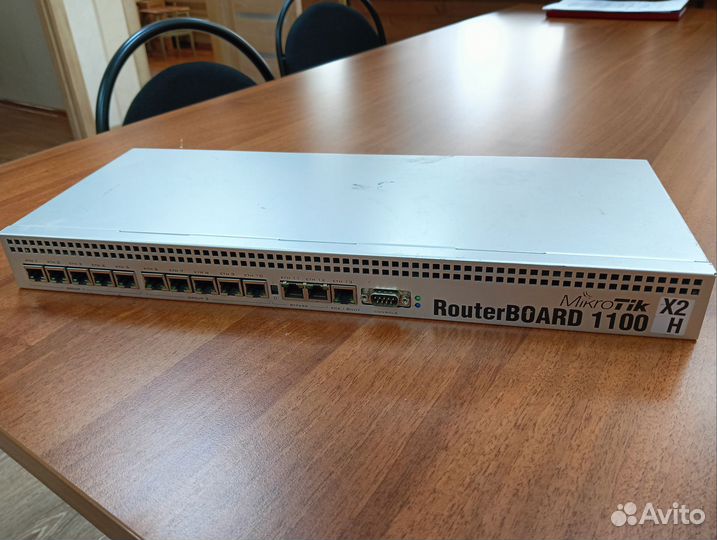 Mikrotik routerboard 1100hx2