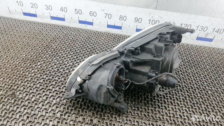 Фара правая Mercedes-Benz E-Class