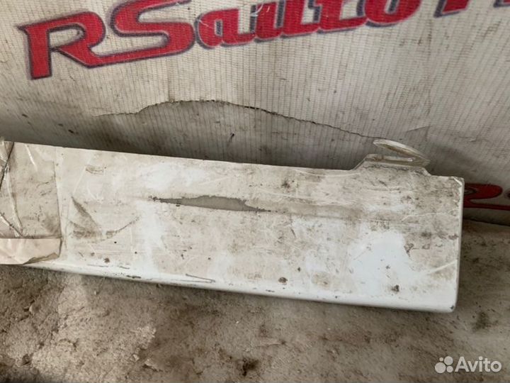 Накладка бампера передняя Ford Cargo