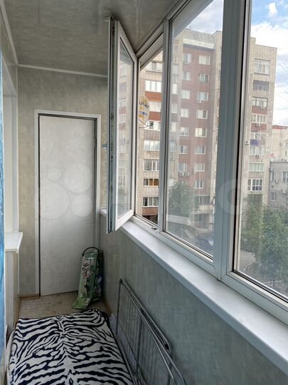 4-к. квартира, 107 м², 4/10 эт.