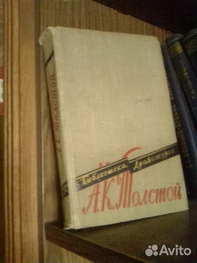 Японская, русская и европейская драматургия