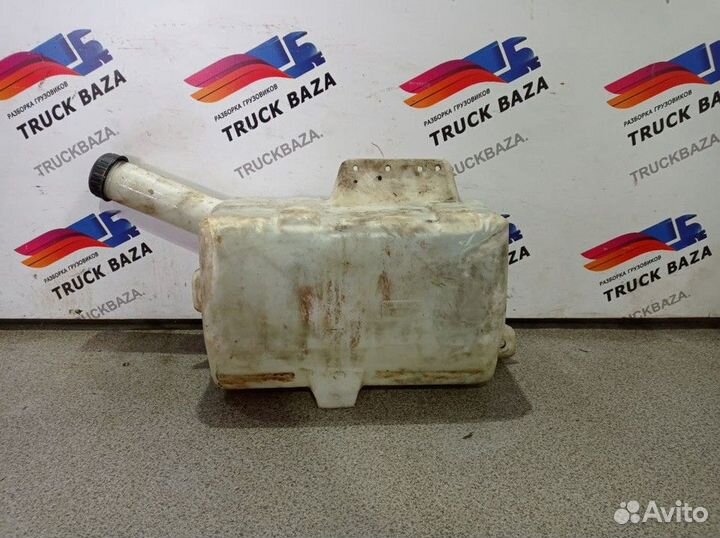 Бачок омывателя лобового стекла Renault Magnum