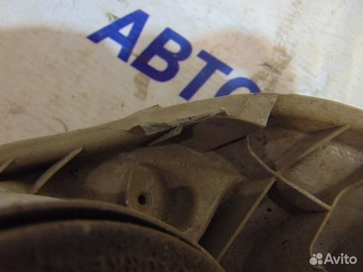 Фара правая для Toyota Corolla 9 2001-2006г