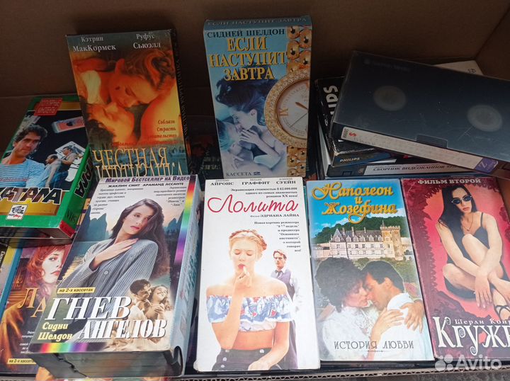 Коллекция видеокассет