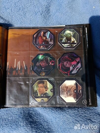Альбом по звёздным войнам со значками