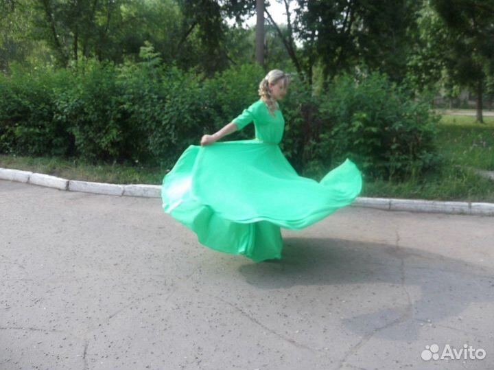 Вечернее платье