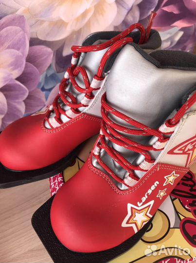 Лыжные ботинки