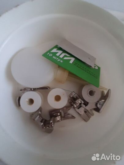 Швейная машина Чайка 132м