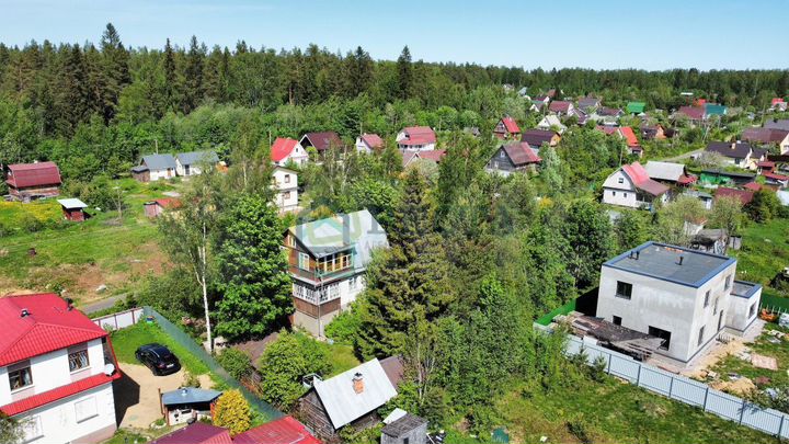 Дом 119,3 м² на участке 12,3 сот.