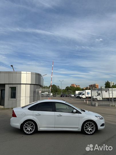 Ford Focus 1.6 AT, 2010, 265 158 км