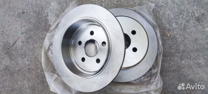 Тормозные диски задние Сайбер, Статус,Себринг,Неон