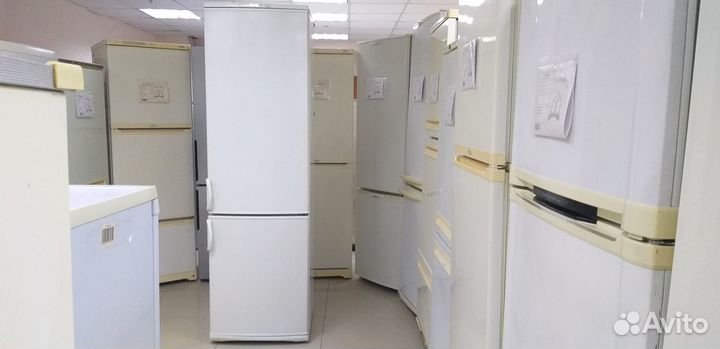 Холодильник Бирюса