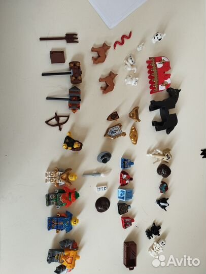 Фигурки,детали кастл