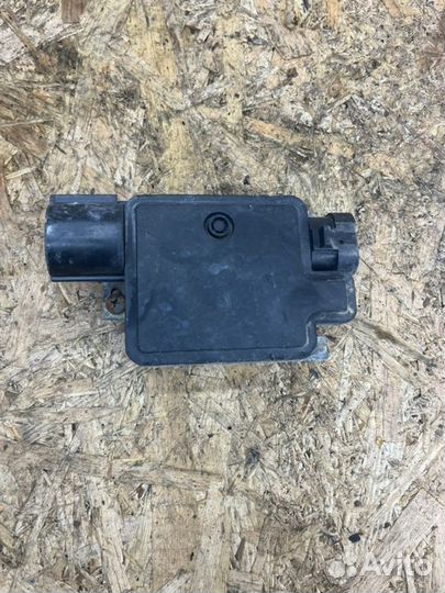 Блок управления вентилятором Ford Focus 2 2010