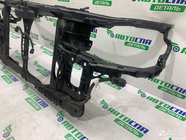 Телевизор панель радиаторов передний Hyundai I30