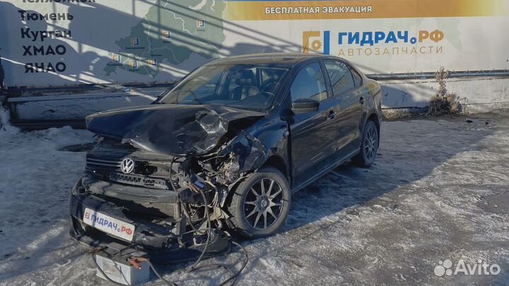 Замок двери задней левой Volkswagen Polo Sedan (Mk