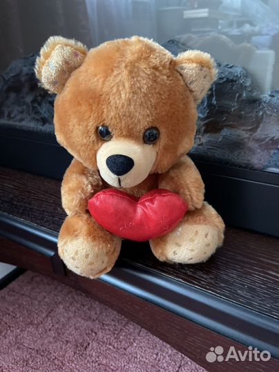Плюшевый медведь