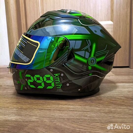 Новый шлем AIS