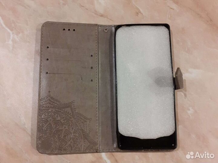 Чехол- книжка на Sony xperia 10