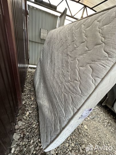 Матрас 160х200 бу