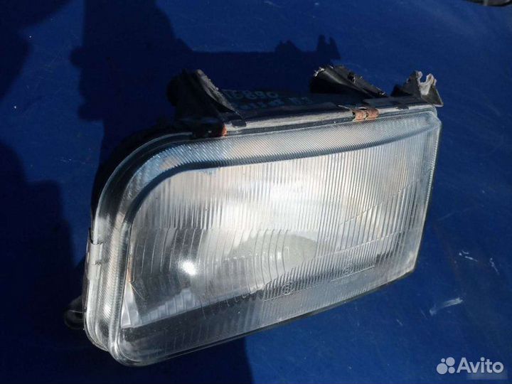 Фара левая Volkswagen Passat B3