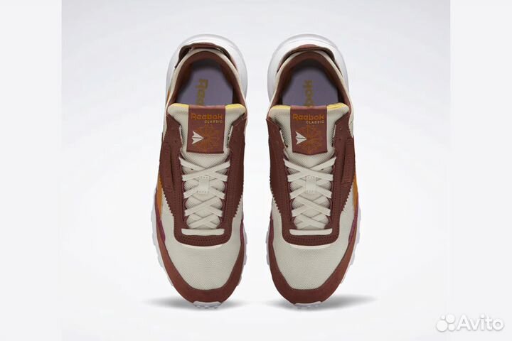 Reebok Classic Legacy «Boulder Brown»