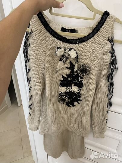 Итальянская кофта туника с брошками