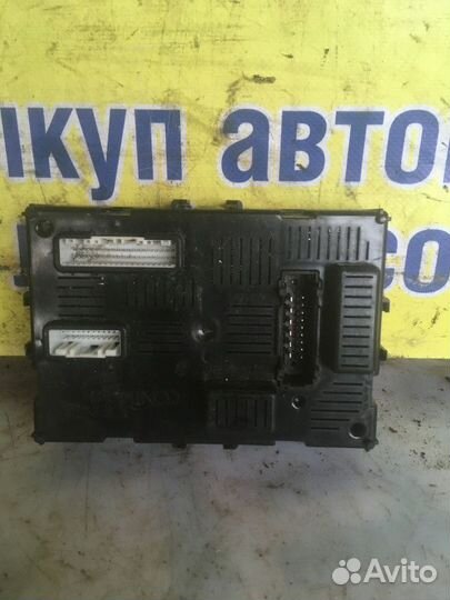 Блок комфорта Nissan Tiida