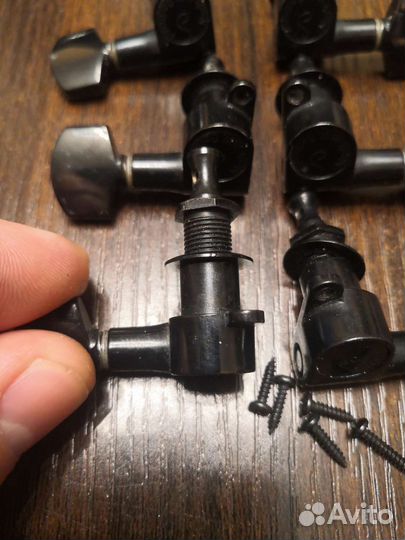 Колки для гитары Schaller черные 3+3