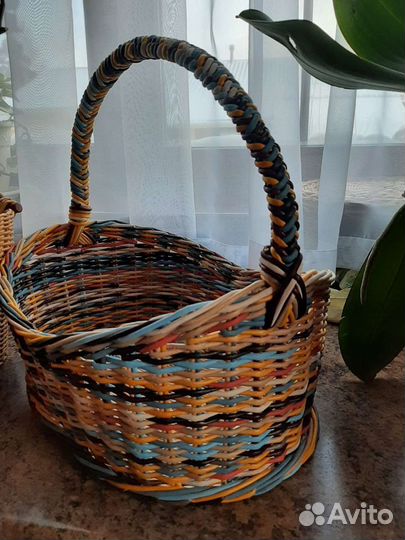 Корзина плетеная для подарков