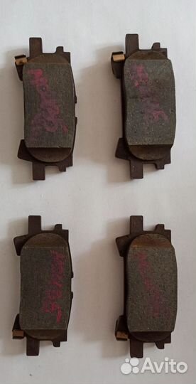 Колодки задние Akebono с Lexus RX300 MCU35