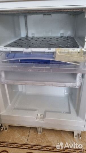 Встраиваемый холодильник бу