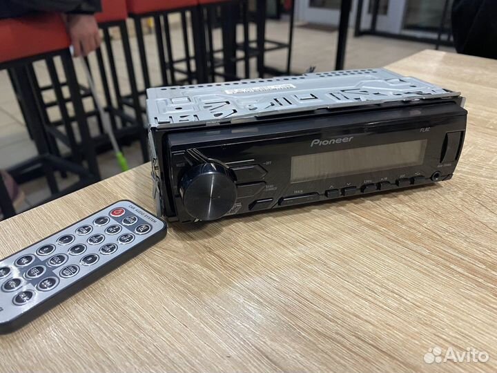 Магнитола pioneer