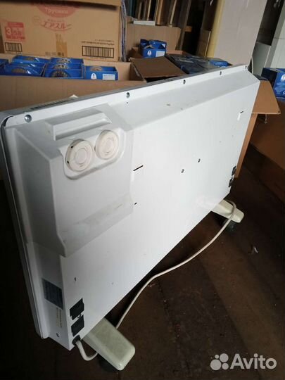 Конвектор (обогреватель) Scarlett на колесах