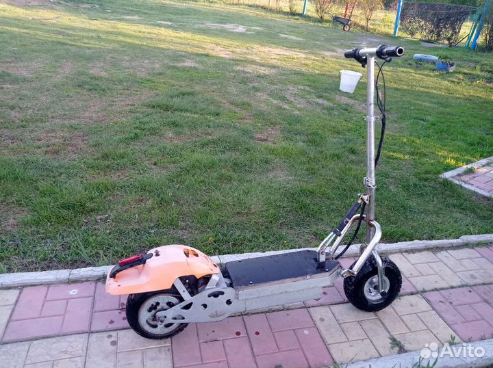 Самокат взрослый электрический бу