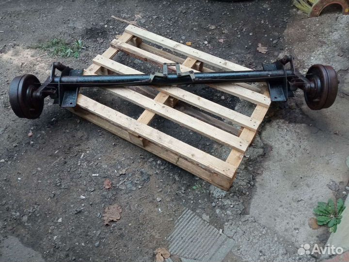 Балка с тормозами для прицепов