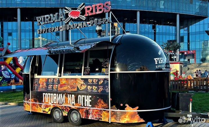 Мобильный прицеп на колесах