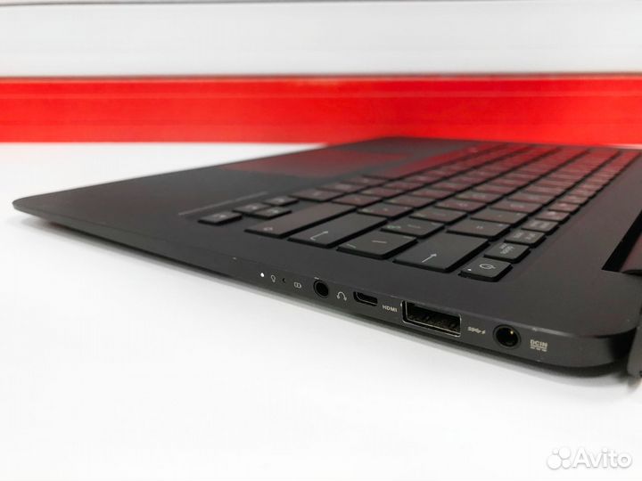 Компактные офисные ноутбуки Asus с матовым экраном